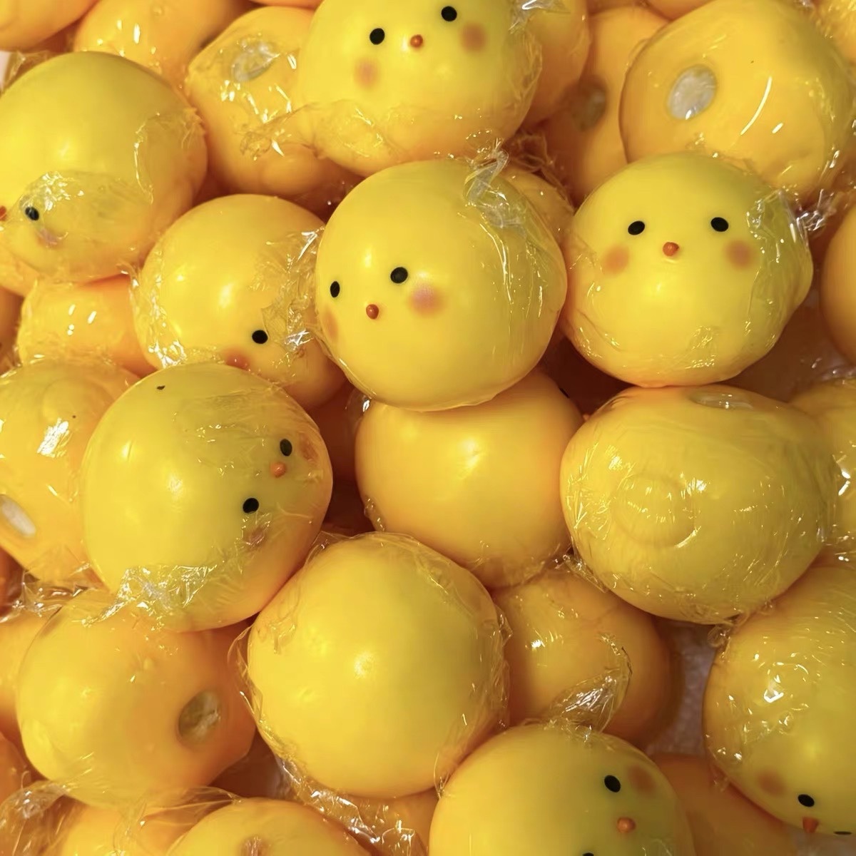 ลูกบอลกรุบกรอบรูปไก่ตัวน้อยสีเ - Party Games Game บทวิจารณ์และราคา